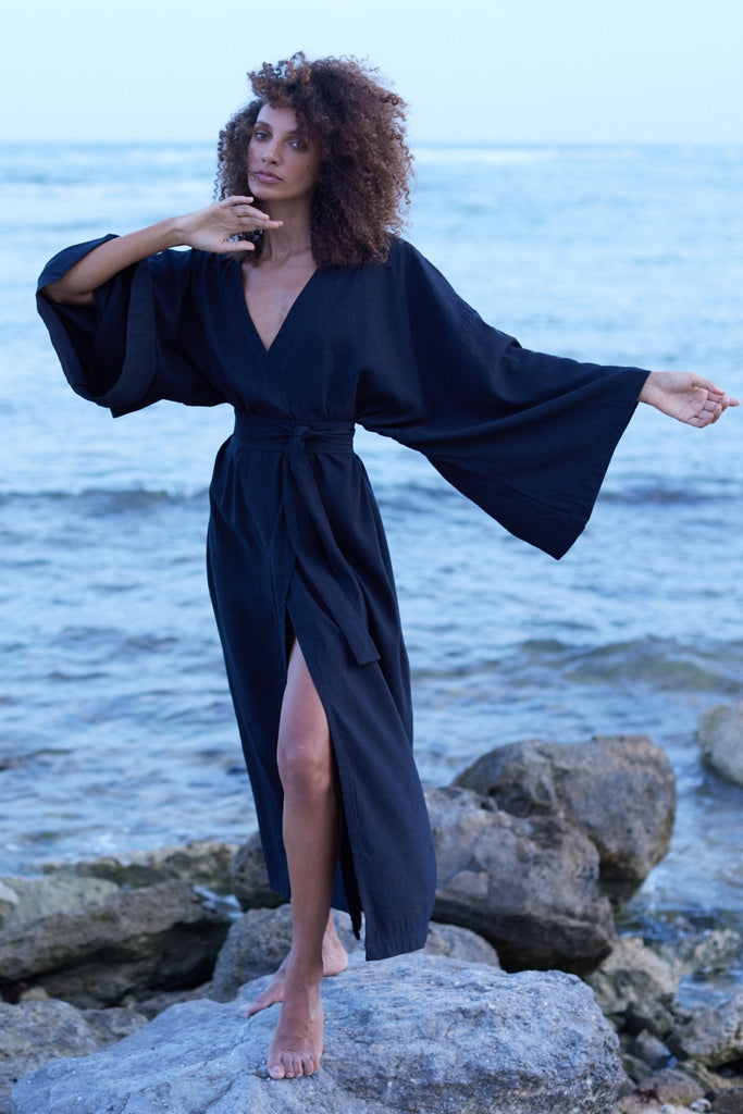 Black Yin Organic Hand Loomed Khadi Cotton Kimono - YEVA WORLD